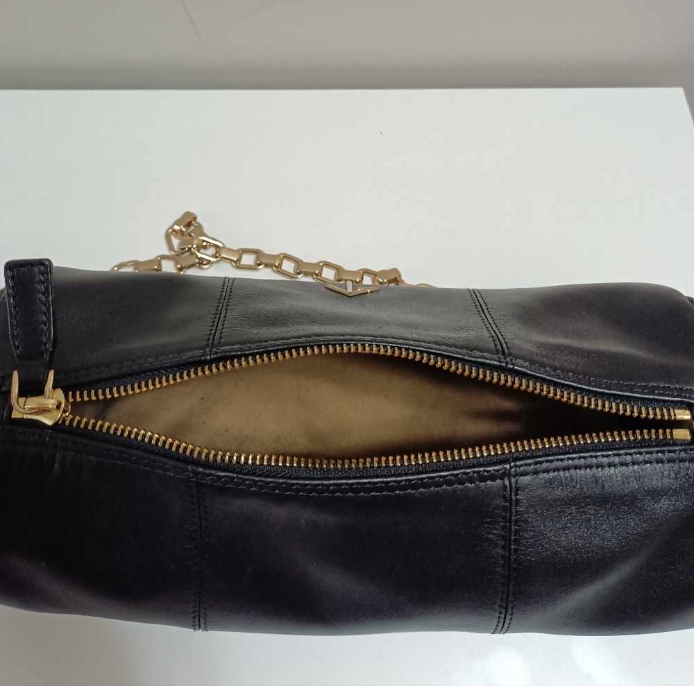 Manu Aletier Leather Chain Bag